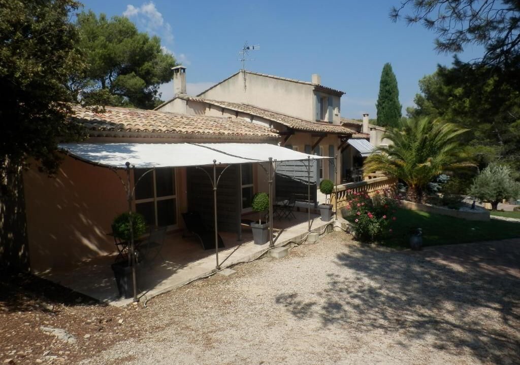 Photo of Outdoor in Lambesc