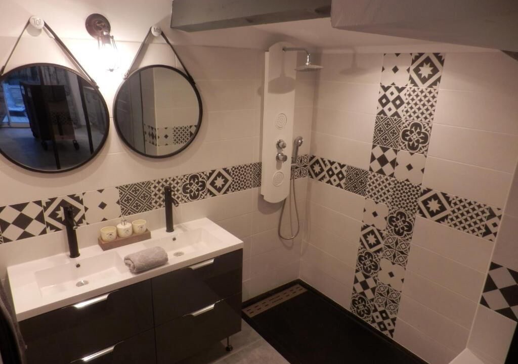 Photo of Others in Lambesc