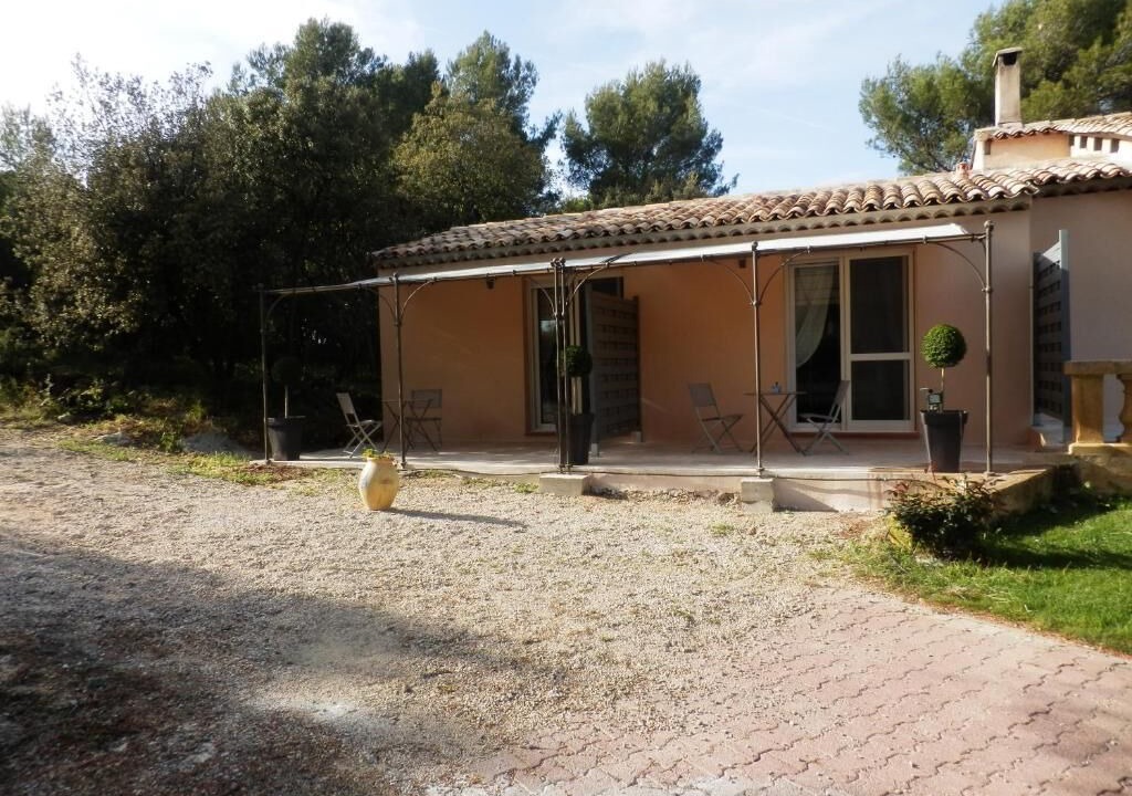 Photo of Outdoor in Lambesc