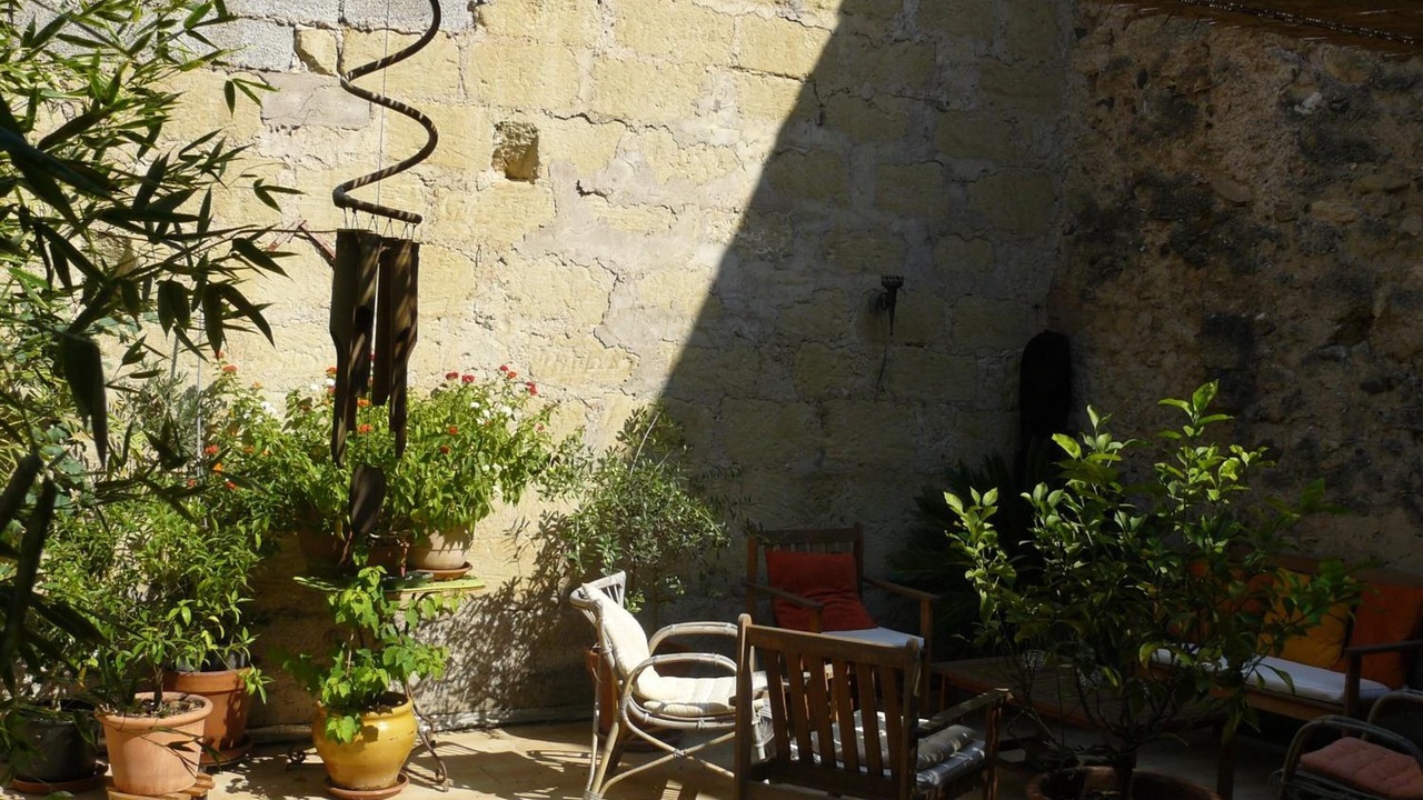 Photo of Patio Balcony in Pezenas