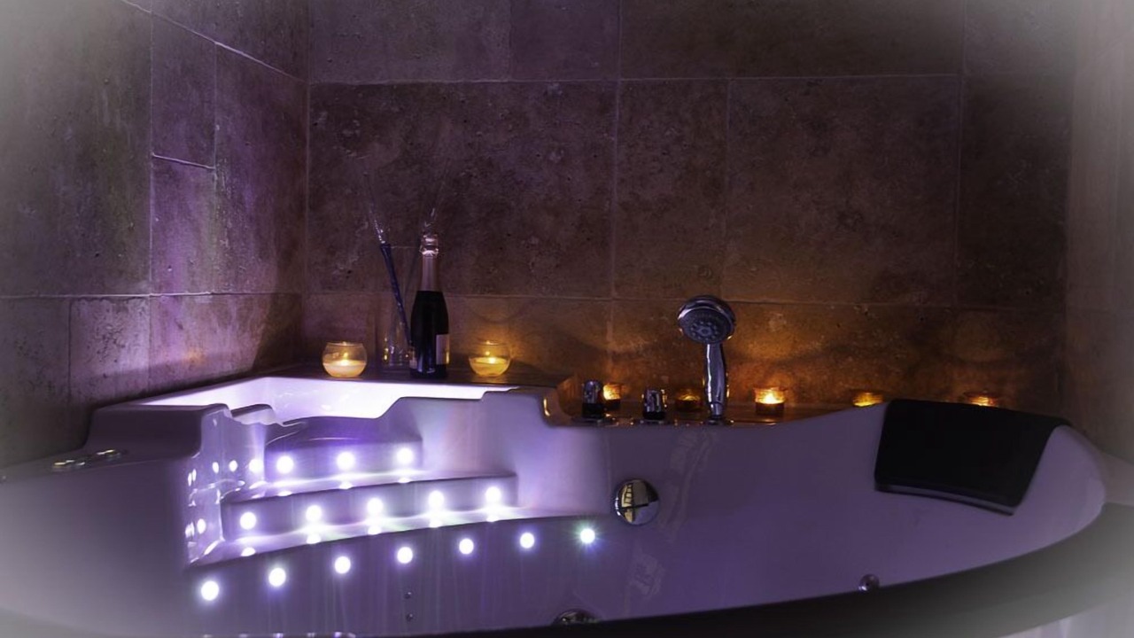 Photo of Bathroom in La Couture Boussey