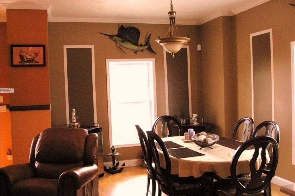 Photo of Bedroom in Key Largo Village
