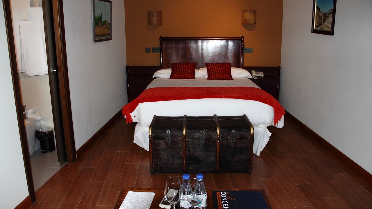 Photo of Bedroom in Valoria la Buena