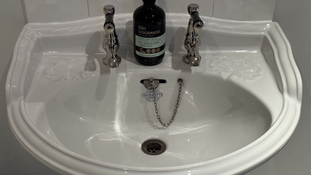 Photo of Bathroom in Whichford