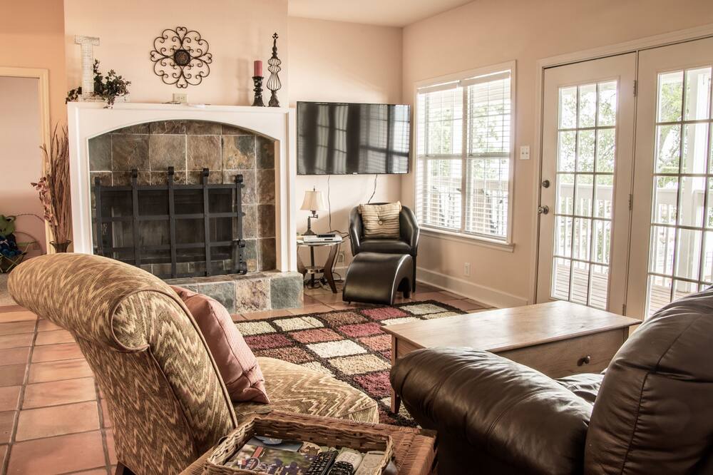 Photo of Livingroom in Malakoff