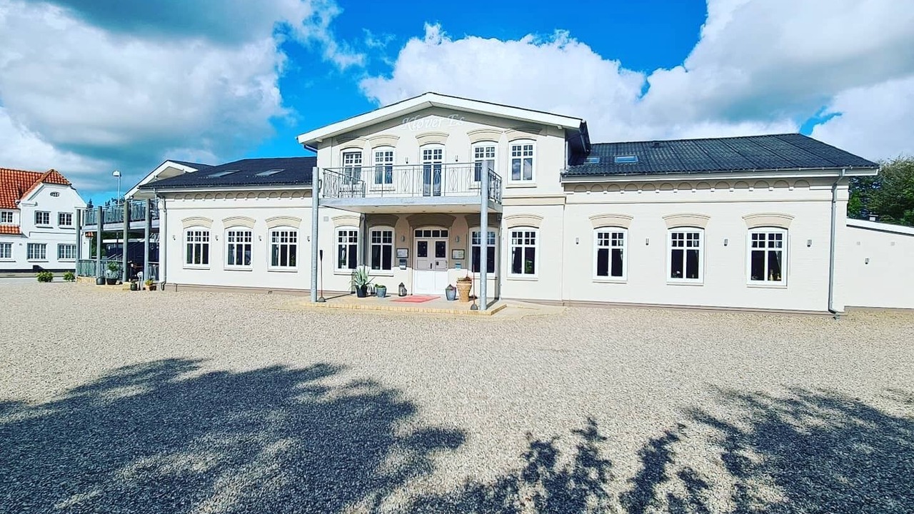 Photo of Others in Hellevad