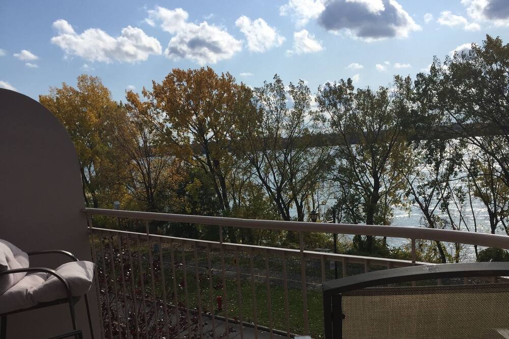 Photo of Outdoor in LaSalle