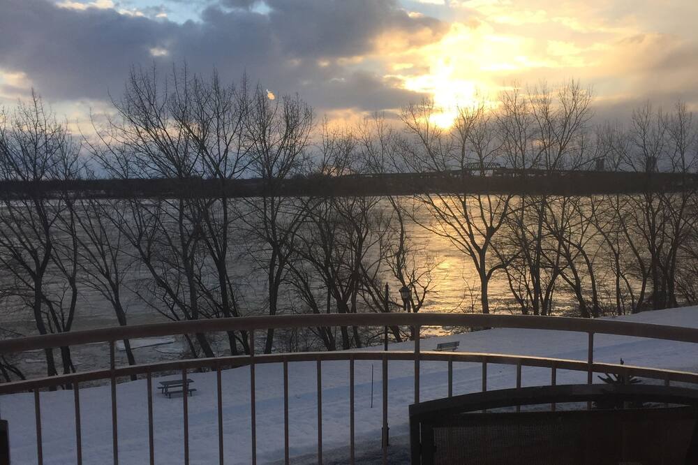Photo of Outdoor in LaSalle