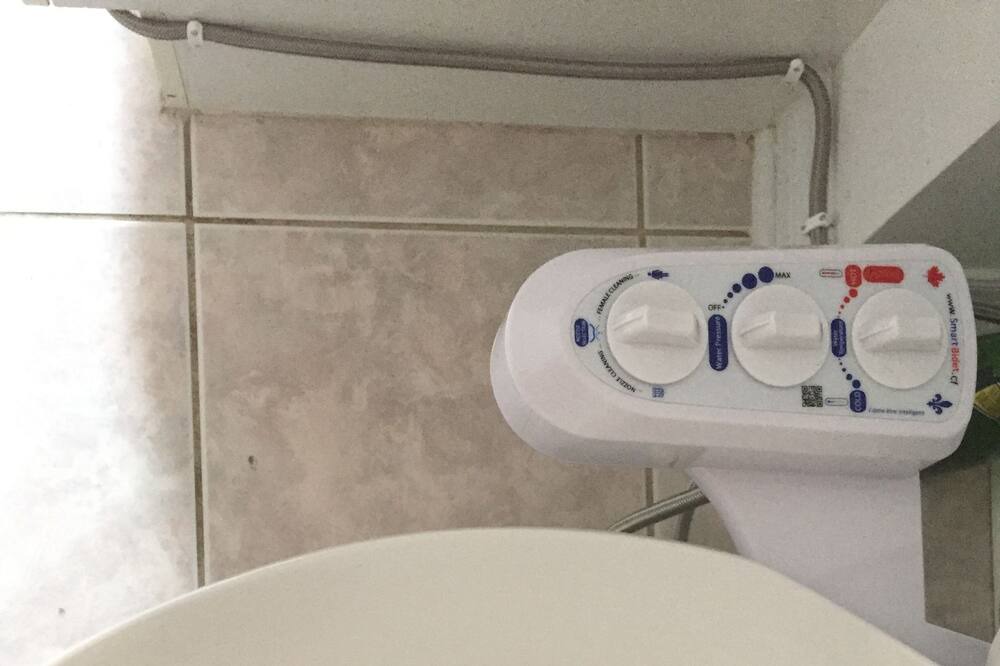 Photo of Bathroom in LaSalle