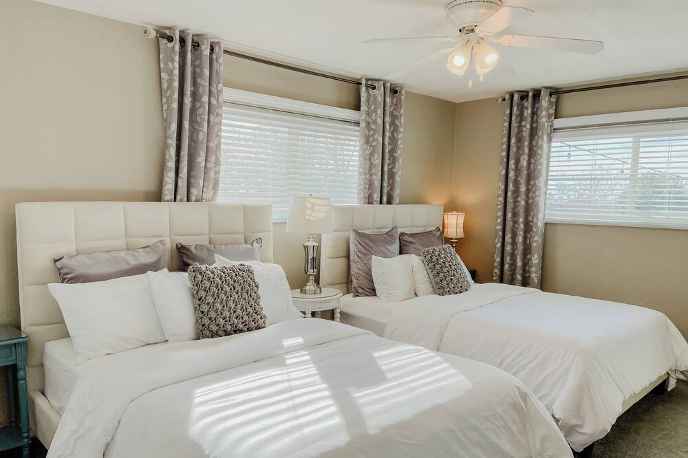 Photo of Bedroom in Calimesa