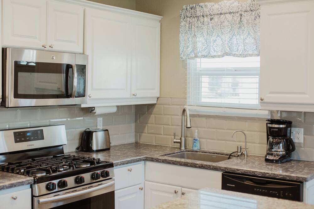 Photo of Kitchen in Calimesa