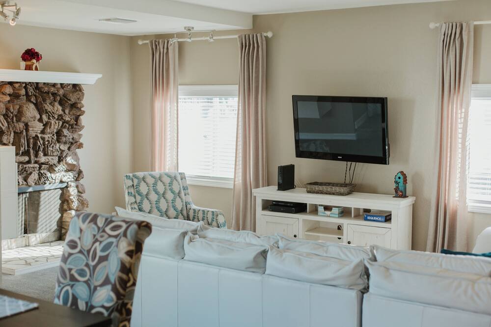 Photo of Livingroom in Calimesa