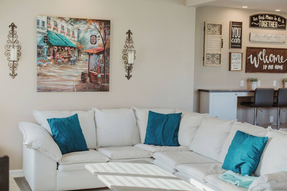 Photo of Livingroom in Calimesa