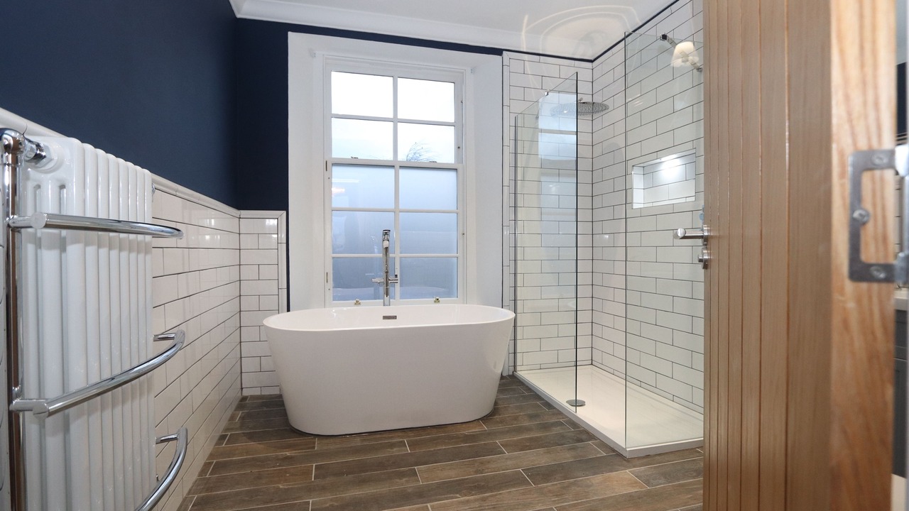 Photo of Bathroom in Dollar