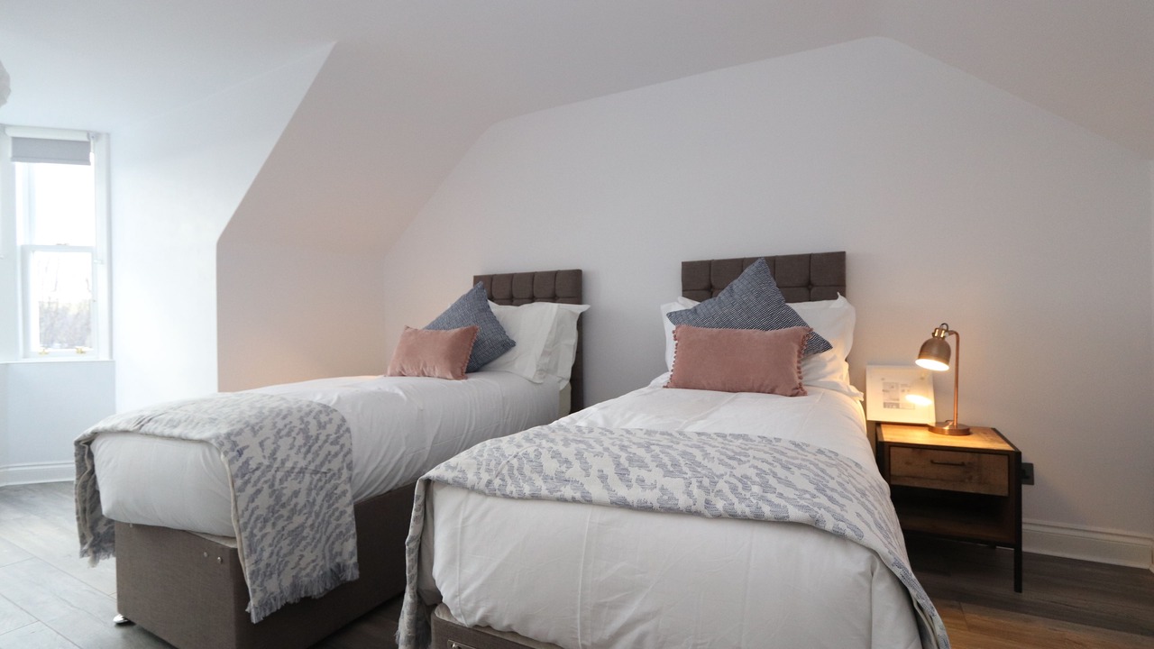 Photo of Others in Dollar