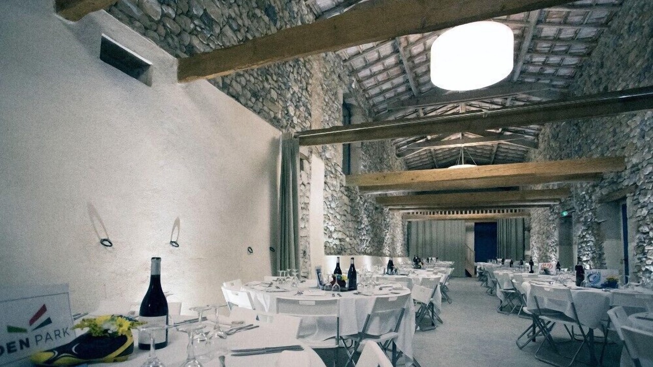 Photo of Others in Les Plans