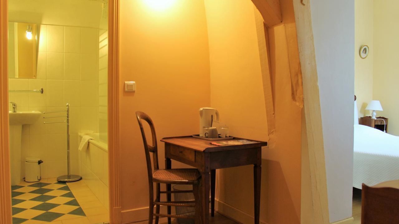 Photo of Bedroom in Tour-de-Faure