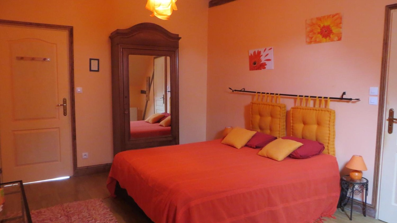 Photo of Others in Avaray