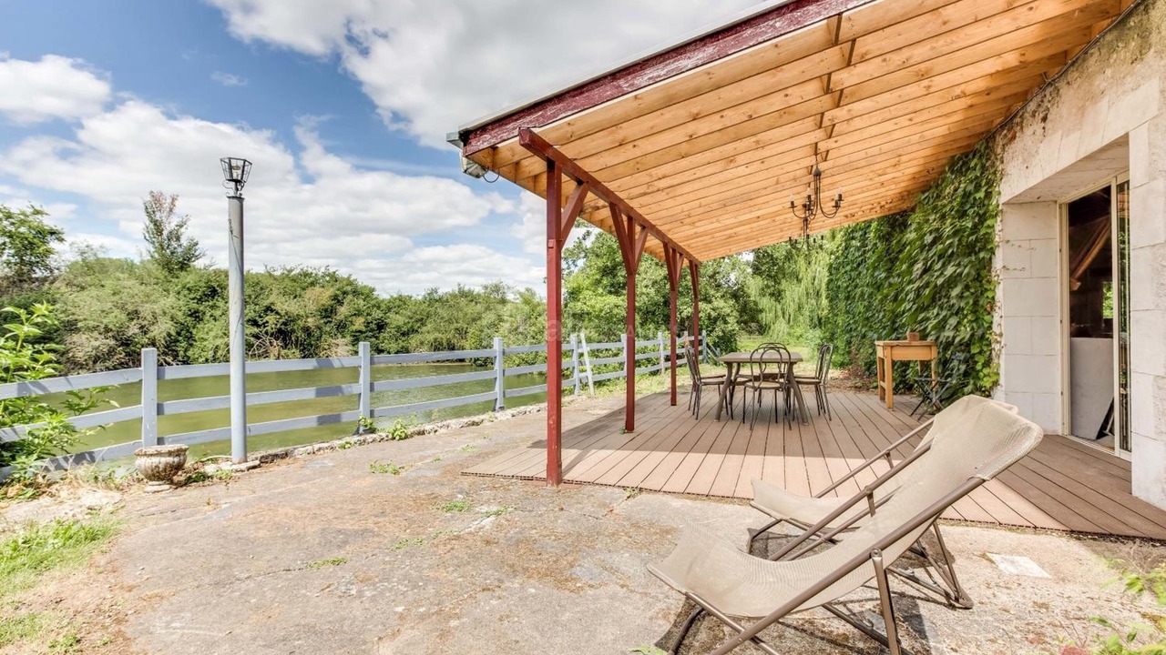 Photo of Patio Balcony in Avaray