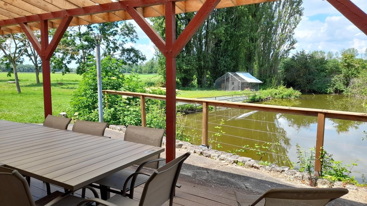 Photo of Patio Balcony in Avaray