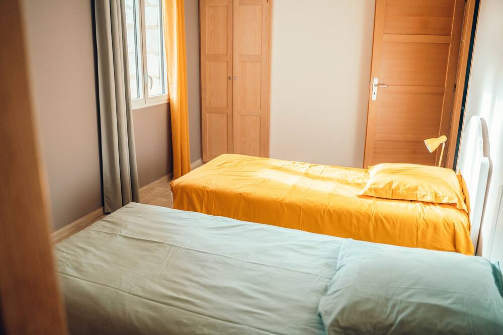 Photo of Bedroom in Mailhoc