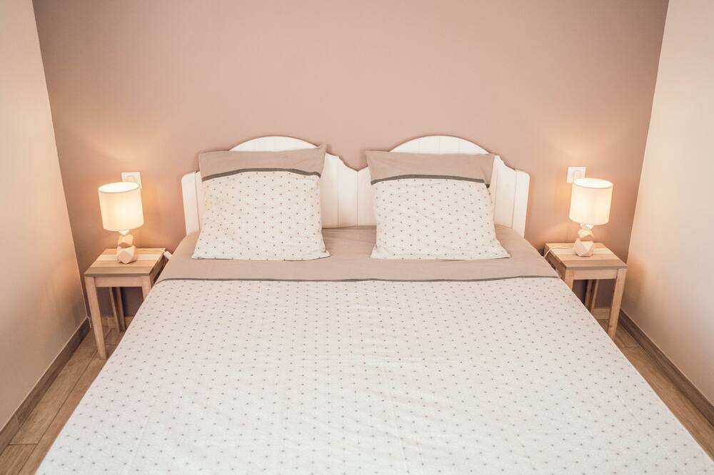 Photo of Bedroom in Mailhoc