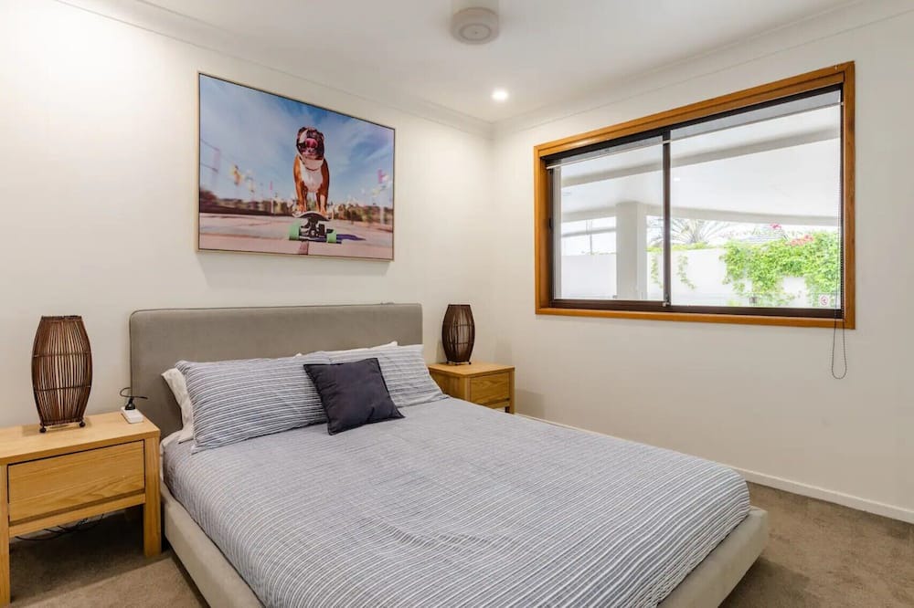 Photo of Bedroom in Mermaid Waters