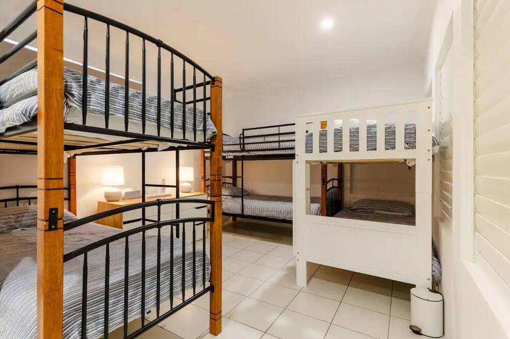 Photo of Bedroom in Mermaid Waters