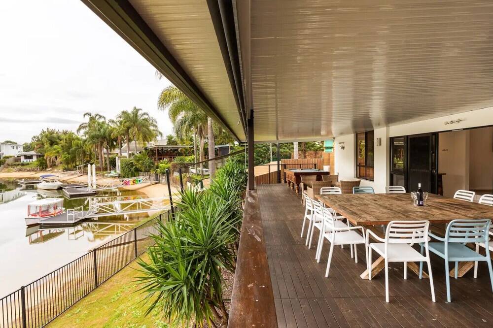 Photo of Outdoor in Mermaid Waters