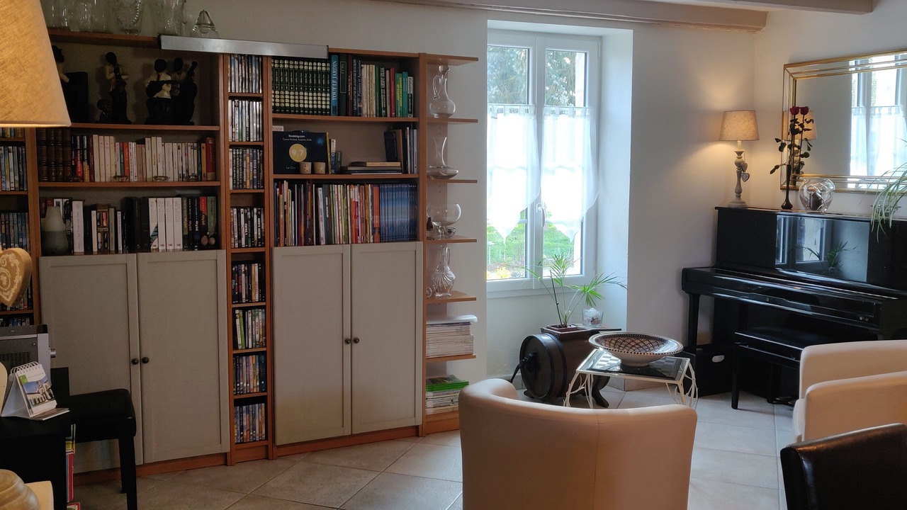 Photo of Others in Montreuil