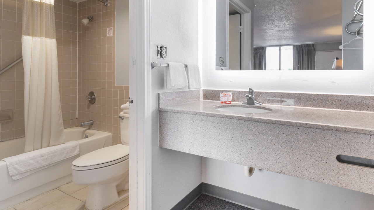 Photo of Bathroom in Jennings