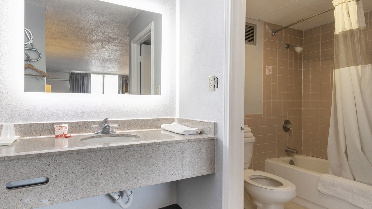 Photo of Bathroom in Jennings