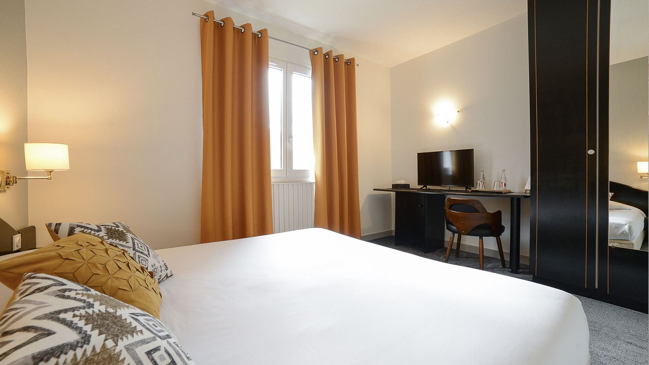 Photo of Bedroom in Novalaise