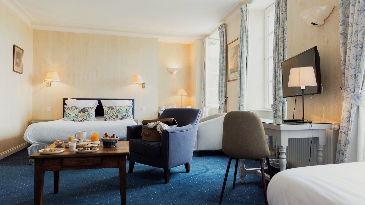 Photo of Others in Dinan