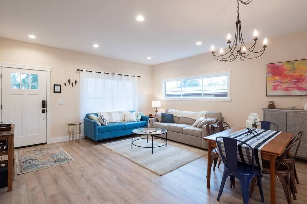 Photo of Livingroom in Carlton
