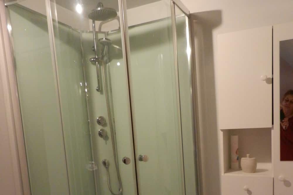 Photo of Bathroom in Chahaignes