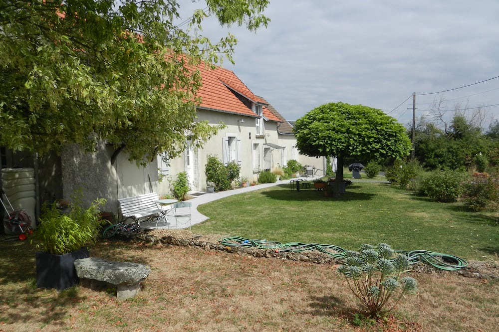 Photo of Outdoor in Chahaignes