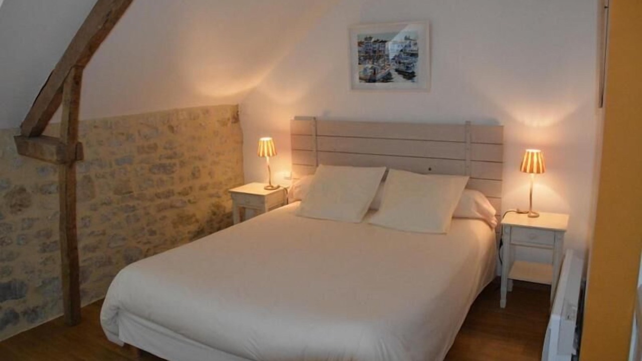 Photo of Others in Crouay