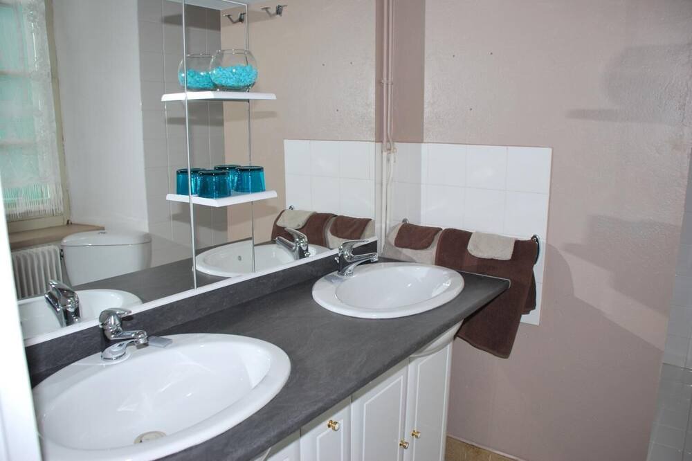 Photo of Bathroom in Ambialet