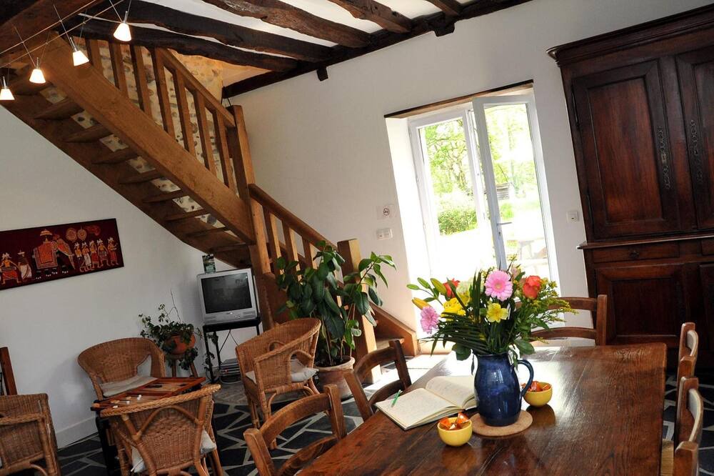 Photo of Livingroom in Susmiou