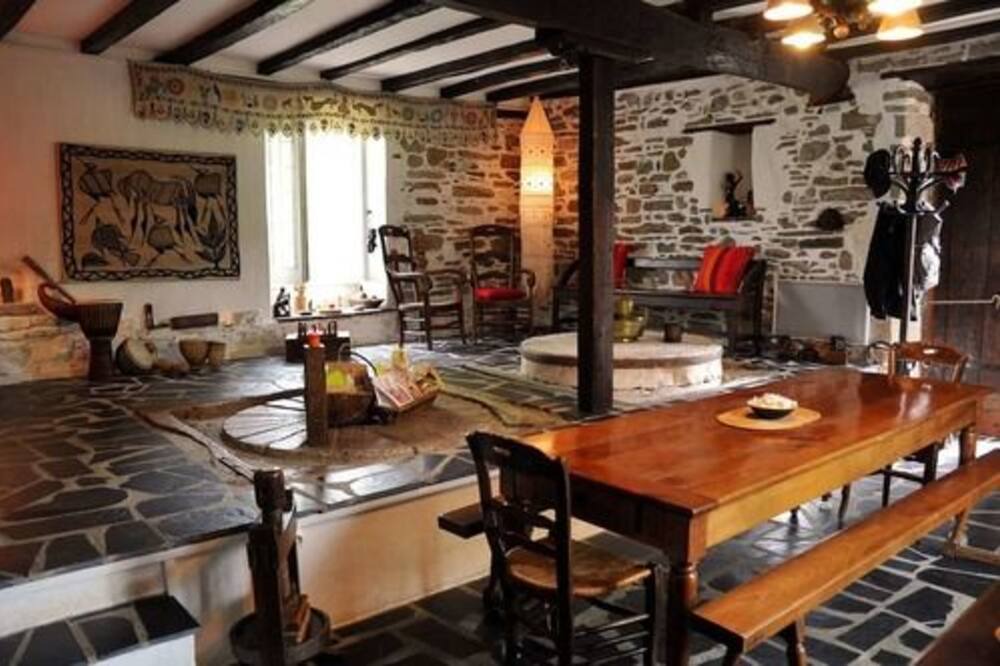 Photo of Others in Susmiou