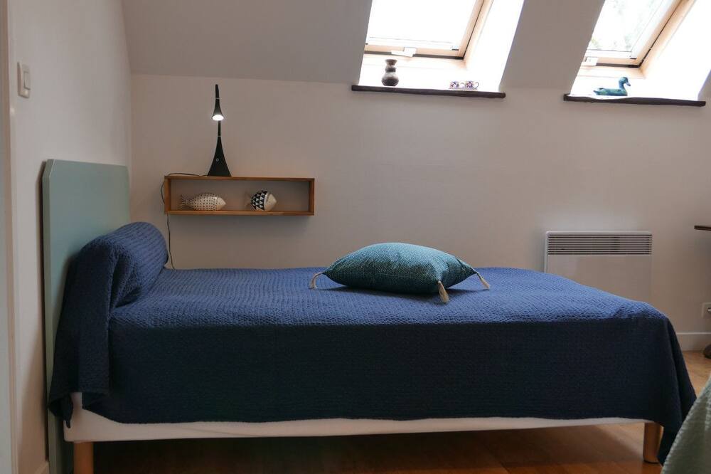 Photo of Bedroom in Susmiou