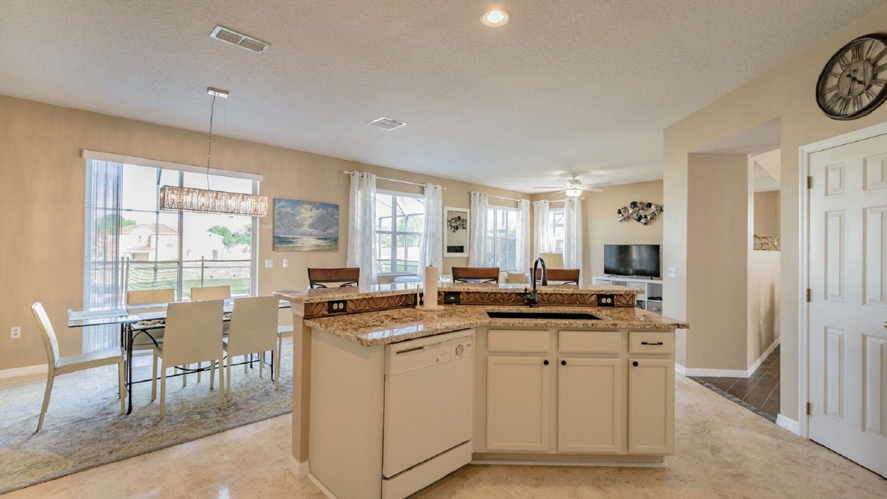 Photo of Kitchen in Windwood Bay