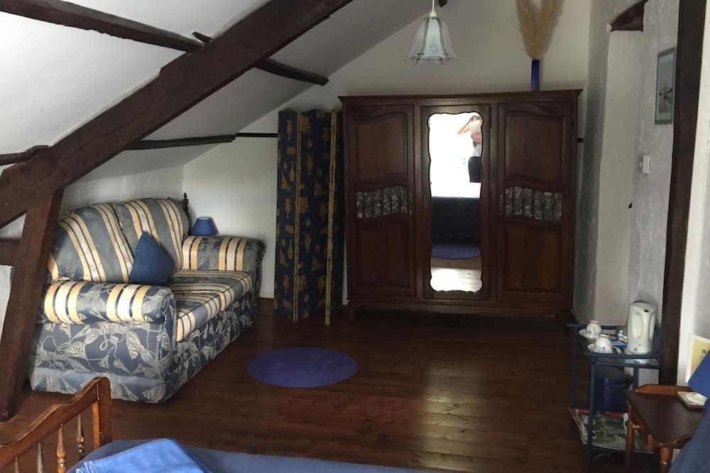 Photo of Others in Langourla