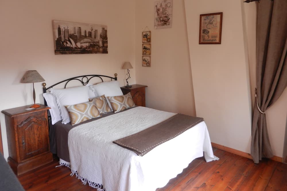 Photo of Others in Verzeille