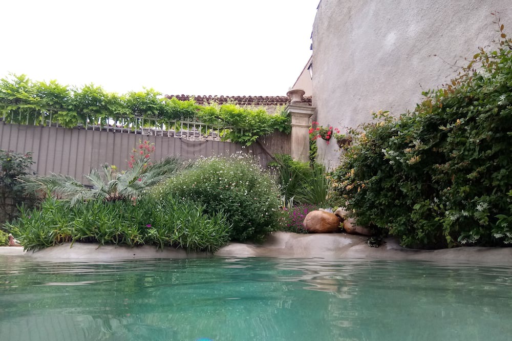 Photo of Outdoor in Verzeille