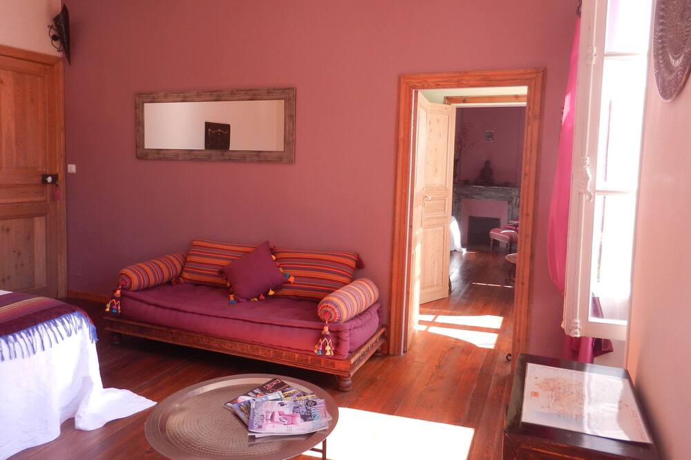 Photo of Livingroom in Verzeille
