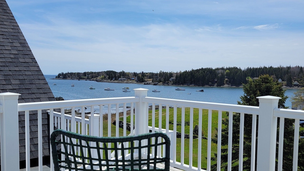 Photo of Patio Balcony in Tenants Harbor