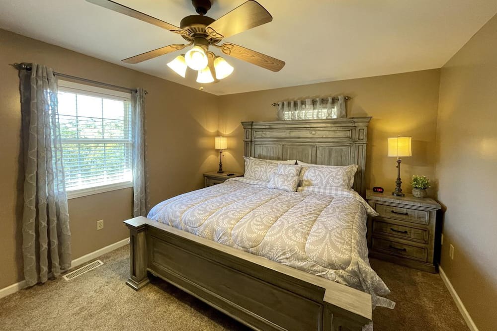 Photo of Bedroom in Saginaw