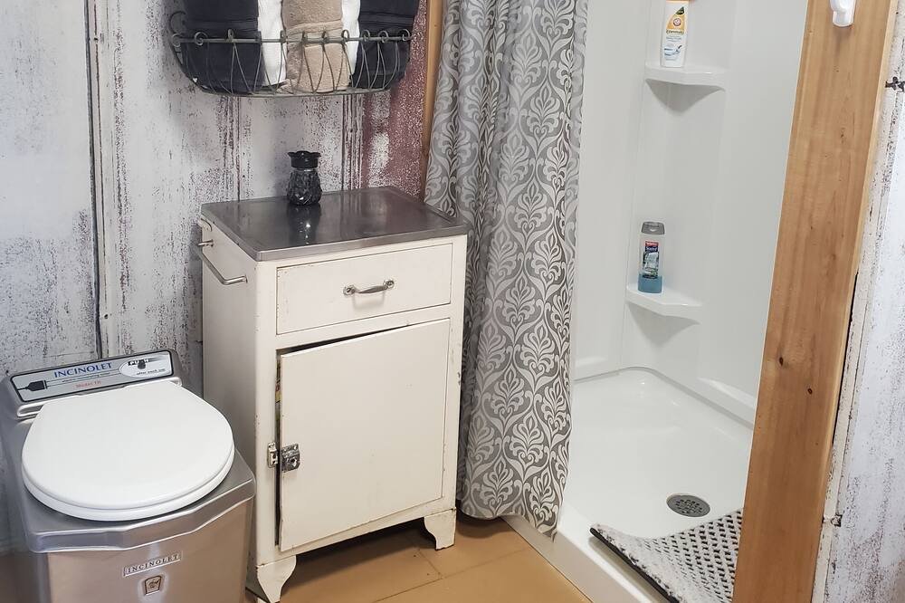 Photo of Bathroom in Mason